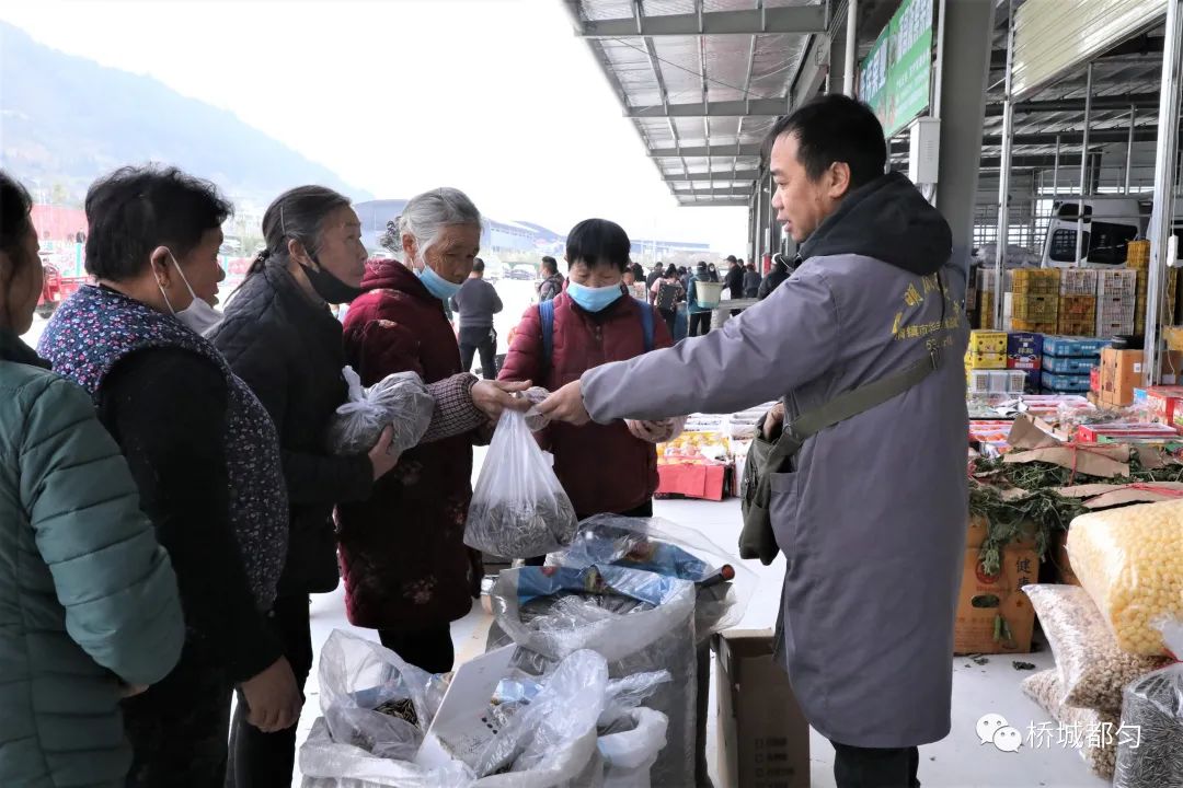 黔勻和農(nóng)產(chǎn)品物流園果蔬交易區(qū)開業(yè) 食品集中加工助力產(chǎn)業(yè)升級(jí)
